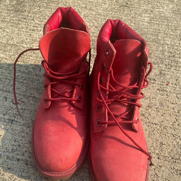 Red timberlands - Picture 2 of 6
